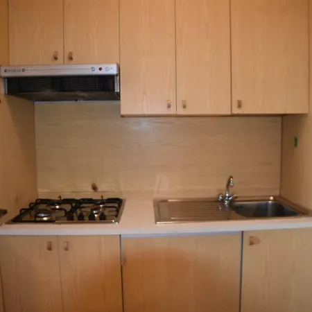 Skorpios * Μπιμπιόνε