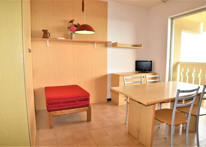 Skorpios * 比比翁